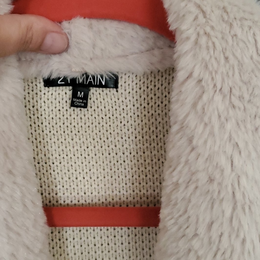 Cardigan - Picture 4 of 6
